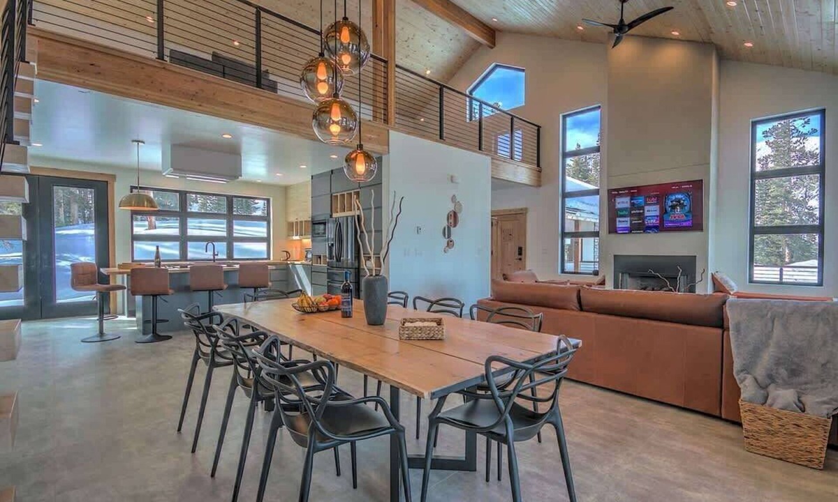 Quandary Village House | Hot Tub Haven with Panoramic View | Blue River