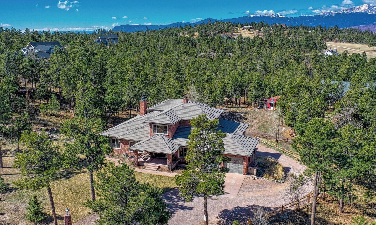 Colorado Springs House | Hot Tub! Mtn-View Family Haven in Black Forest