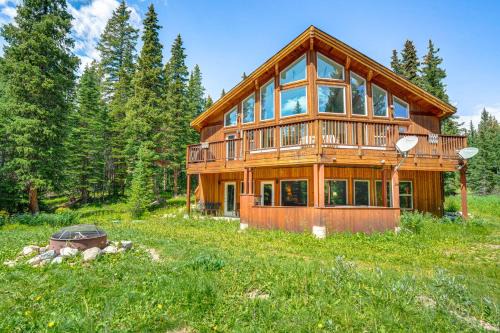 Quandary Village House | Hot Tub & Mtn Views Pristine Breckenridge Home!