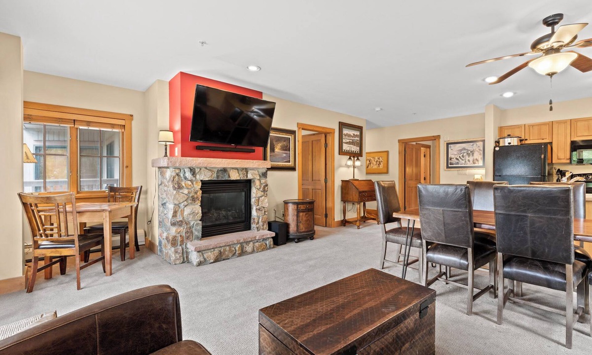 River Run Condo | Huge Wraparound Balcony w/Beautiful Views, King Bed, Walk to Lifts, Views