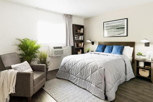 Dayton Triangle Hotel | InTown Suites Extended Stay Denver - Havana Street