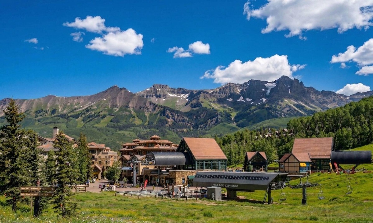 Mountain Village Condo | Kayenta 7-Curate Telluride, Perfect SkI In/Out, Lift 4, Hot Tub, Fireplace