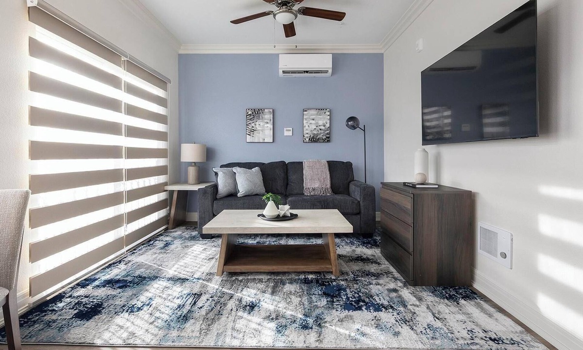 Johnstown Apartment | Landing | Incredible 1BD, Yoga Studio, Gym