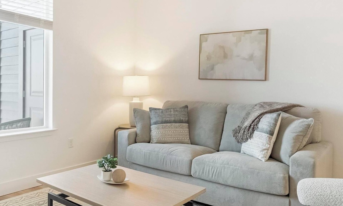 Firestone Apartment | Landing | Incredible 1BD, Gym, Clubhouse