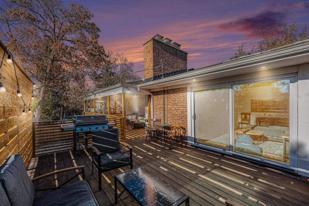 Green Mountain House | Large Group House Near Red Rocks