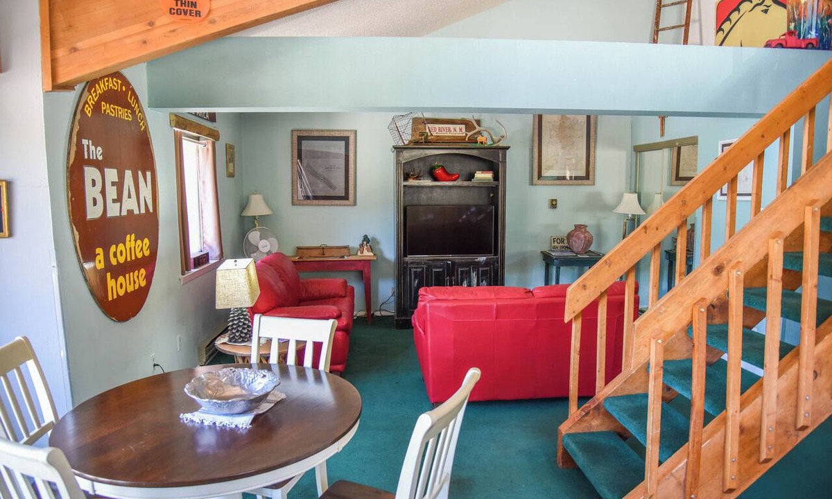 Red River Condo | Lift's West #205- Meyer's Amali-Inn