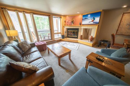Mountain House House | Liftside 203 by SummitCove Lodging in Colorado