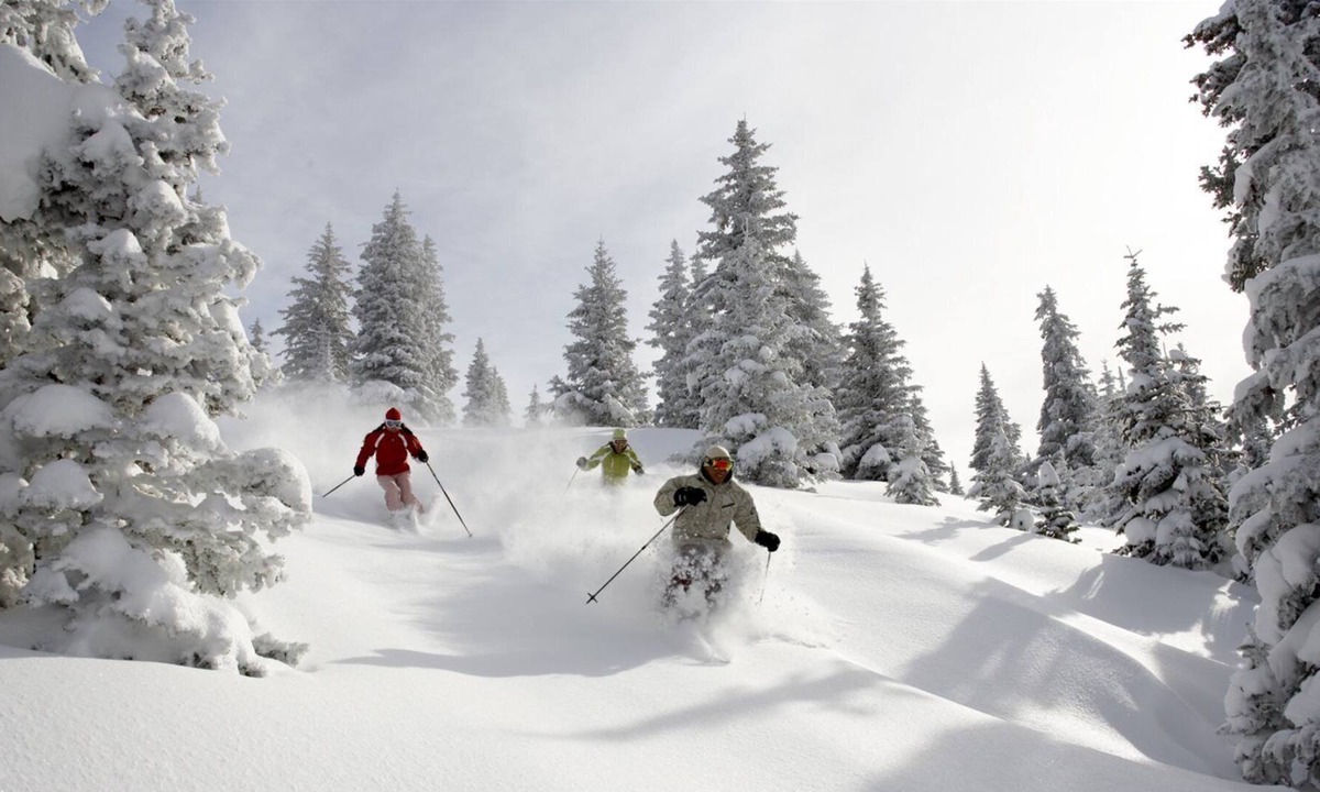 Vail Condo | Luxury 3 Bedroom Mountain Vacation Rental in the Heart of Lionshead Village in Vail