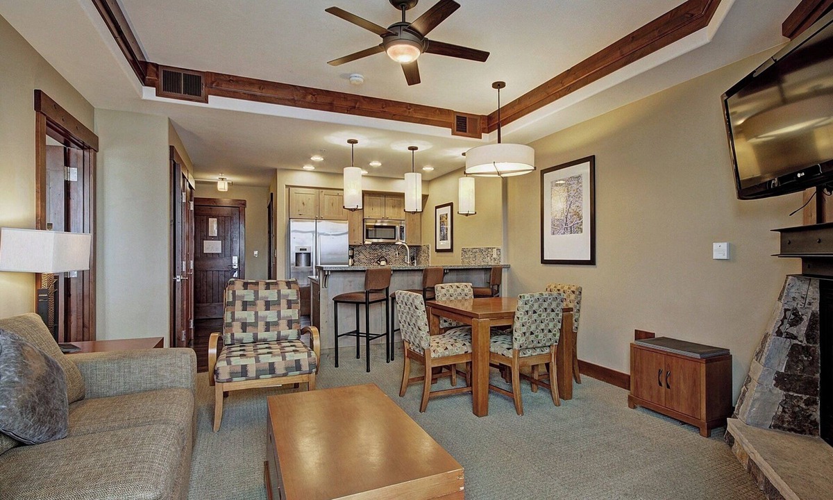 Peak 8 Condo | Luxury Condo at Base of Peak 8 - Walk to Gondola