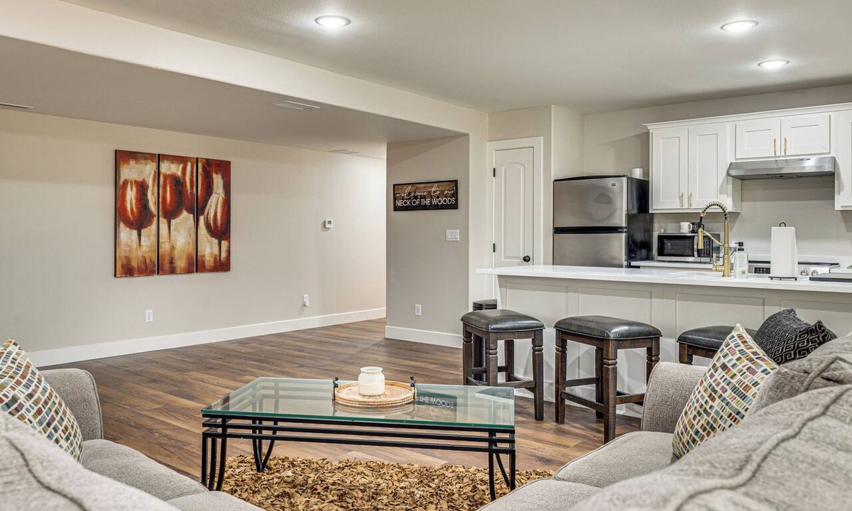Colorado Springs House | Luxury Forest Retreat: Movie Room, Games, Hot Tub