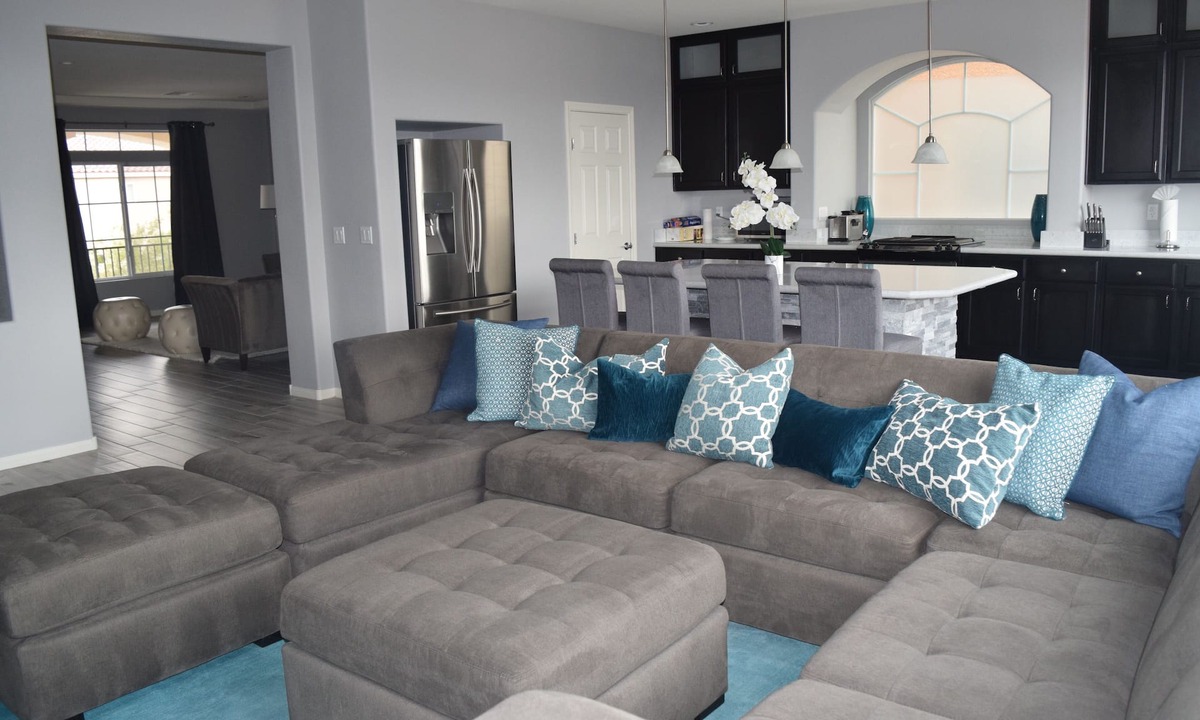Enterprise House | Luxury Posh Home 7 mins to Strip-Sleeps 12+