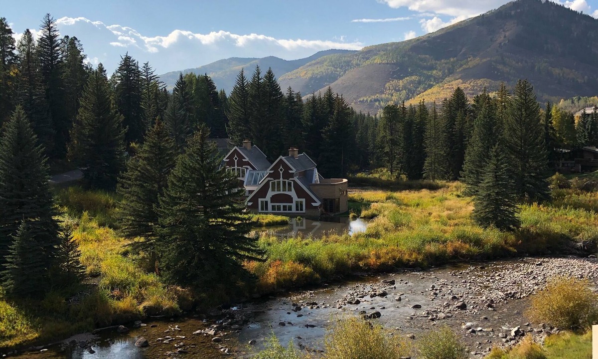 Vail Condo | Magnificent Pent House With pool and Hot tub In vail Village. Lic#008001
