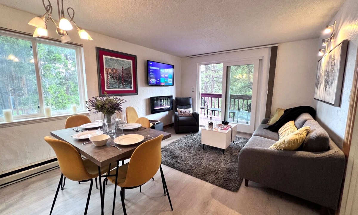 Warrior's Mark Condo | Mark IX Alpine Condo Cozy Mtn Condo 1 mile to Breck Main St + Slopes