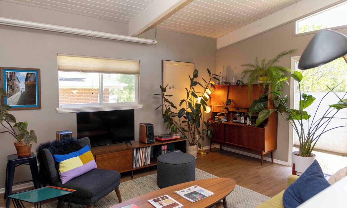Baseline Sub House | Mid-Century Boulder Bungalow in a Quiet & Central Neighborhood