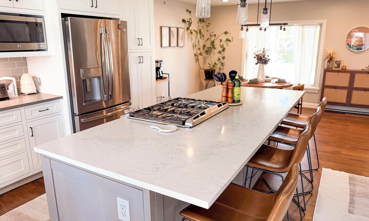 Marston House | Modern 3BR: Fire Pit + Chef Kitchen + Skiing < 90 min + Near Red Rocks