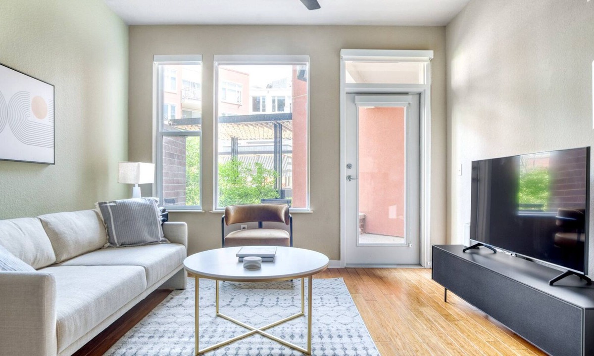 LoDo Apartment | Modern Alara Union 1BR w/ Pool, Gym & BBQ, near Union Station, by Blueground