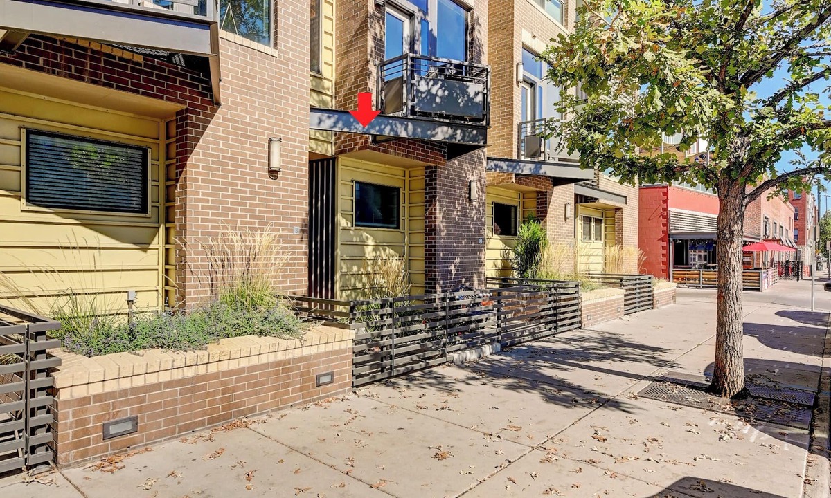 Ballpark House | Modern Ballpark 2-bedroom townhome with private roof deck and attached garage
