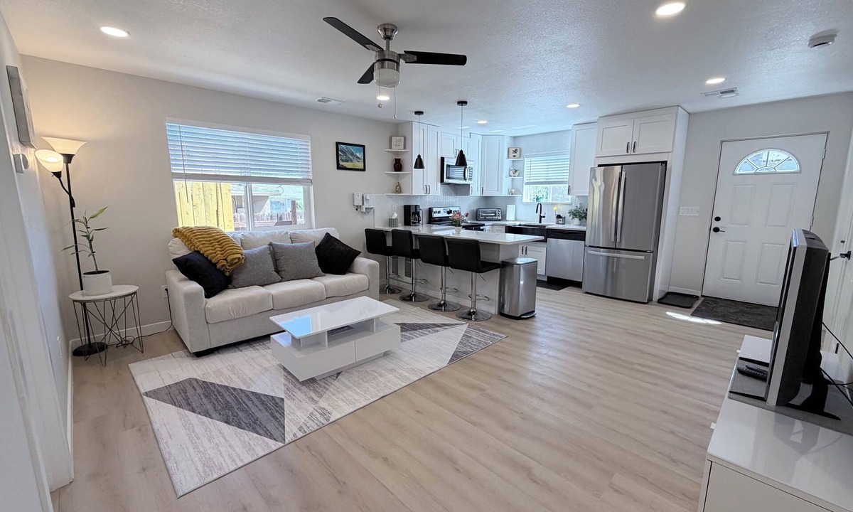 Westwood Cottage | Modern Private 2BR Guest House. 10-Min Drive to Downtown Denver. W&D+Parking