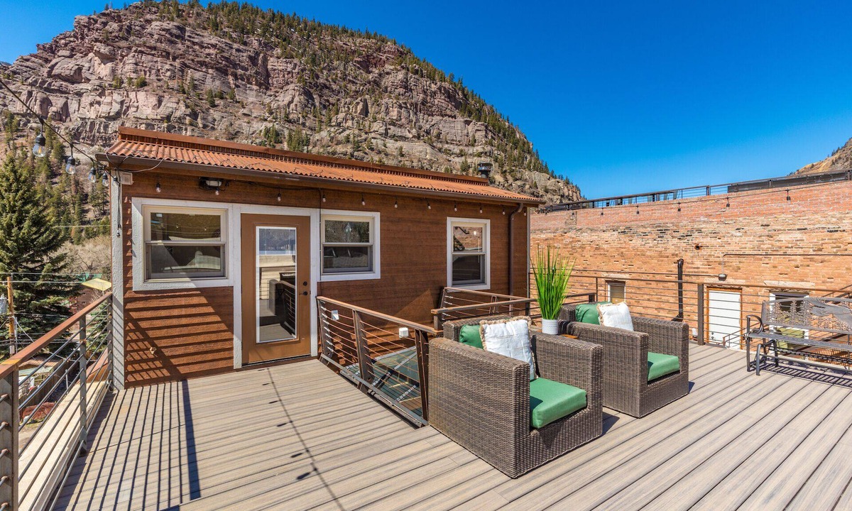 Ouray Condo | Modern Studio in the Heart of Downtown Ouray | Prime Location