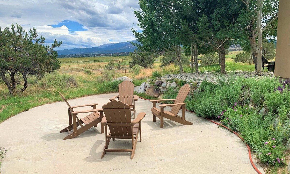 Salida House | Mountain -Ranch Views! Near River Access! Fly Fishing.