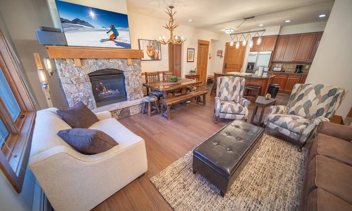 River Run Condo | Mountain View, Near Bike Park, Summer Festivals
