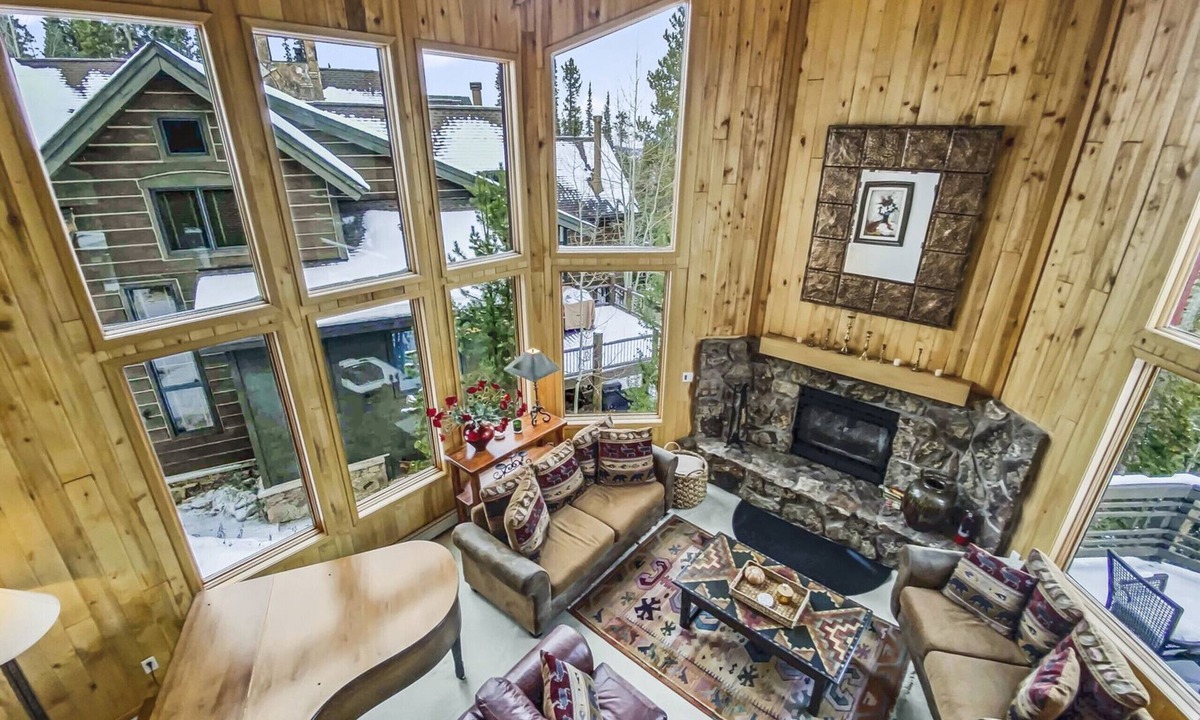 Warrior's Mark West Ski Chalet | Mountain Views & Private Hot Tub Near Peak 10