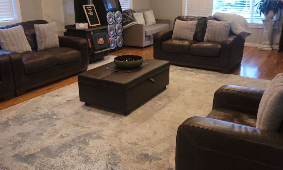 Glenwood Springs House | Mountain Vista, Cozy Home, 5 minutes to attractions