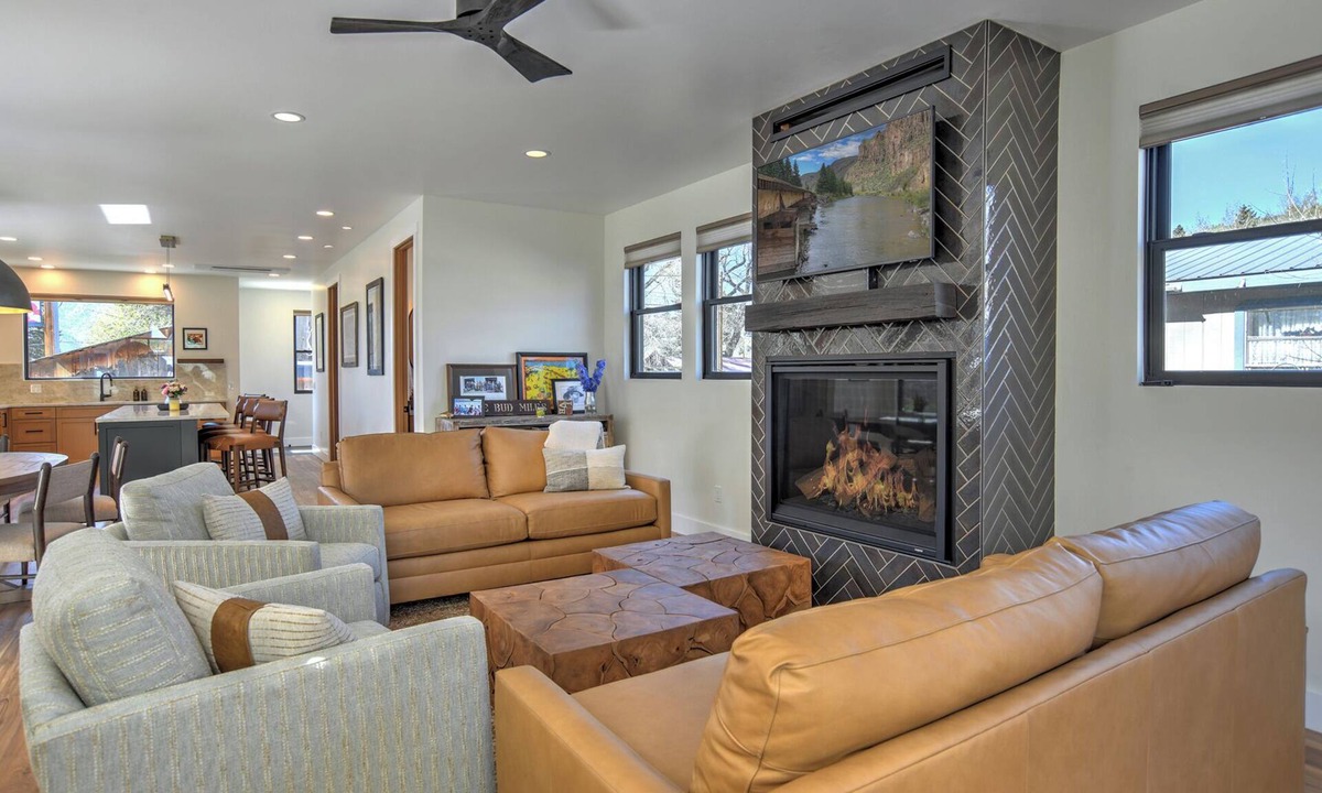 Creede House | New Listing! Brand New Mountain Modern Home in the Heart of Downtown Creede