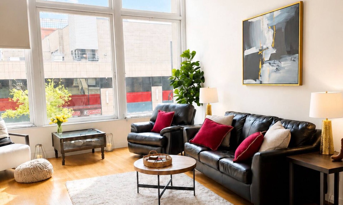 Downtown Denver Condo | NEW LISTING Charming 2/2 loft/heart of downtown. 5 min walk Convention Center