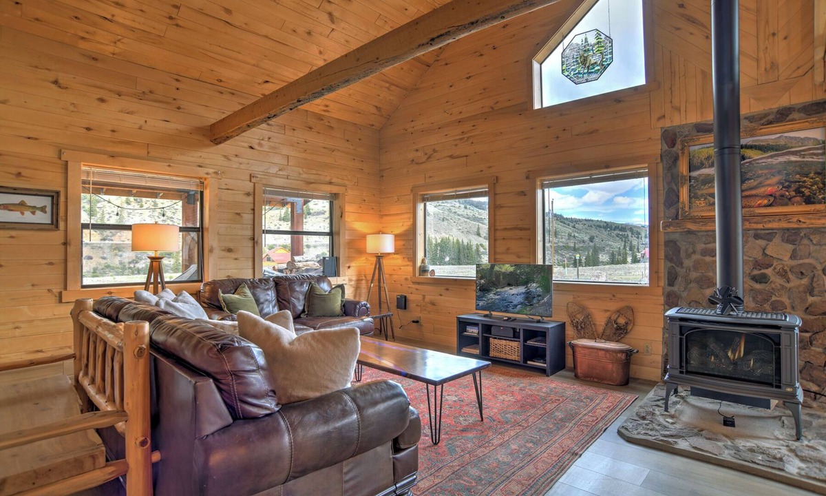 Creede Cabin | New Listing! Remodeled Mountain Cabin | OHVs Welcome | Views of Bristol Head