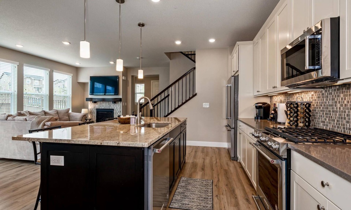 The Meadows House | New Meadows Townhome with All the Comforts of Home