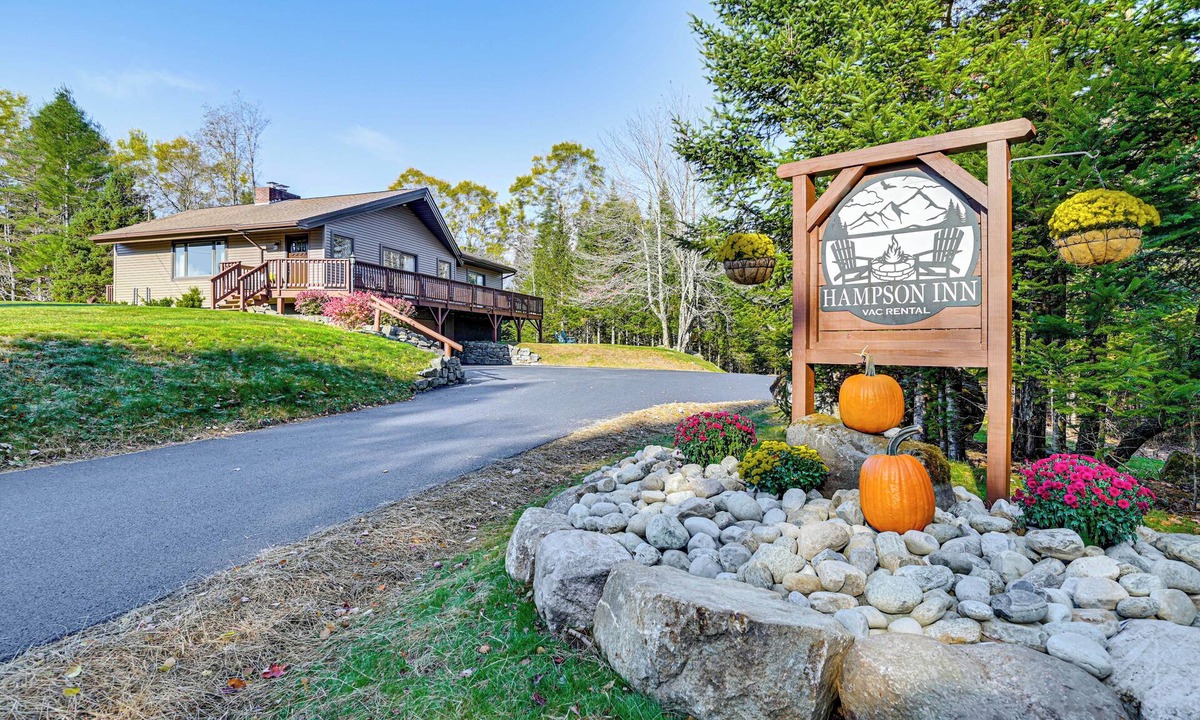 Essex County House | Newcomb Retreat w/Mountain Views & Fire Pit!