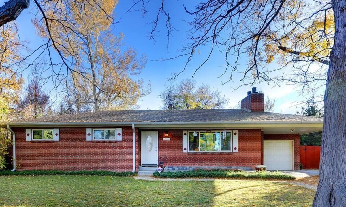 North Alameda House | O'Kane Park Retreat, Lakewood, CO