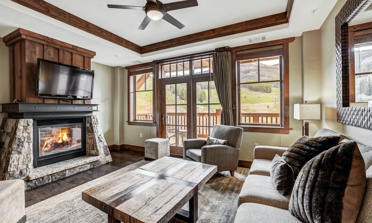 Peak 8 House | One Ski Hill Place S8421