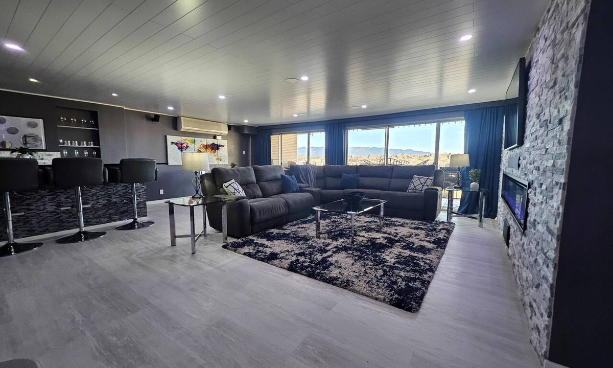 Southeast Colorado Springs Condo | Open and Spacious Condo with Exquisite Views!