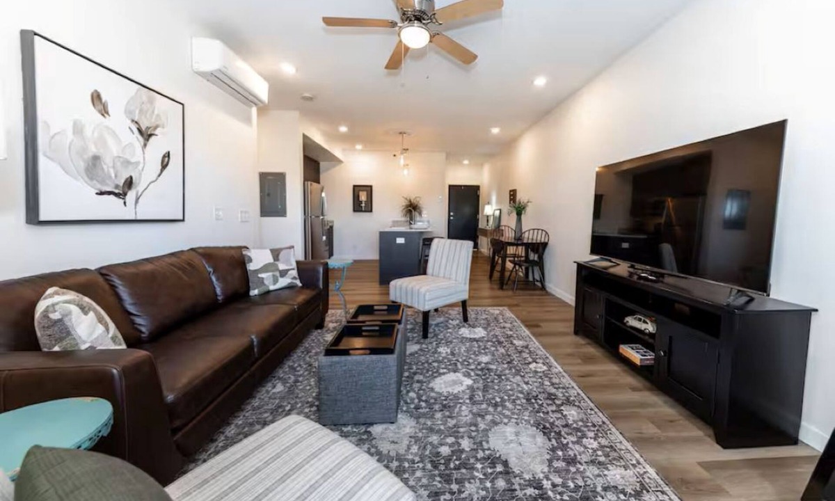 Mountain Shadows Apartment | Peaceful Retreat Near Garden of the Gods