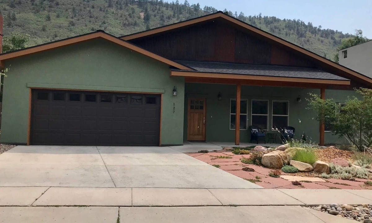Sky Ridge House | PERFECT DURANGO RETREAT! Minutes from Downtown, Pet Friendly