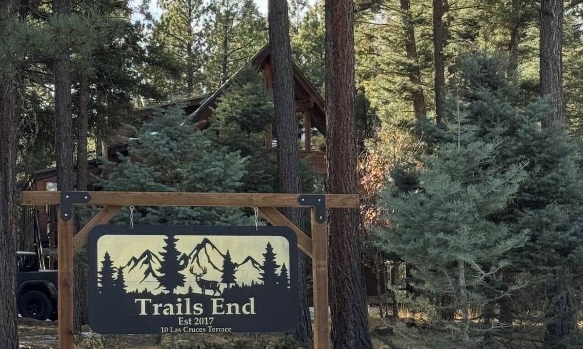 Angel Fire House | Perfect getaway for Summer and Fall activities, Great views and hiking trails,