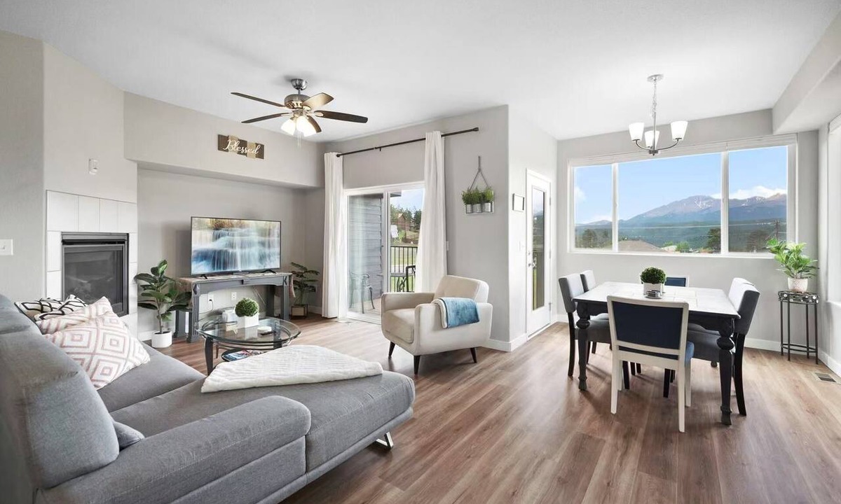 Woodland Park House | Pikes Peak VIEWS★ Central AC ★ Near Charis★ Wildlife ★License#330886