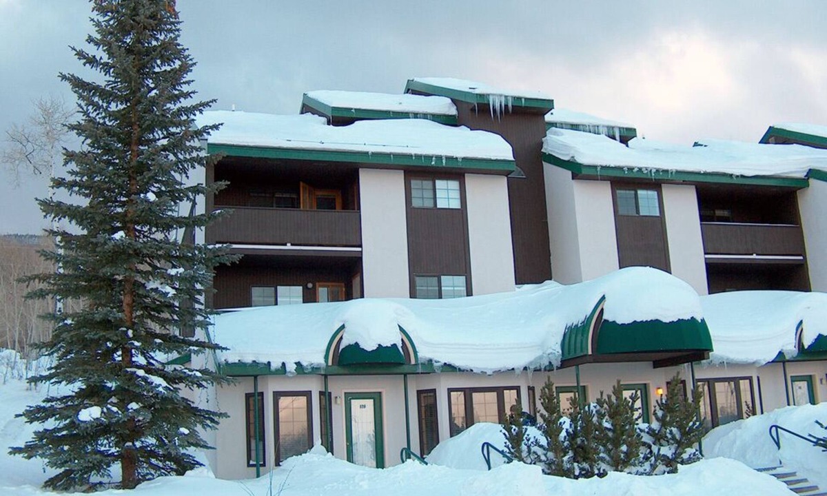 Mesa Condo | Powderhorn Ski Resort Luxury Condo. Slopeside, 100 yards to lifts!