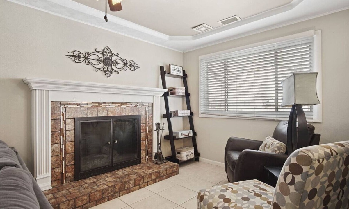 Wheat Ridge House | Private Refuge, Great Space to Work and Play!