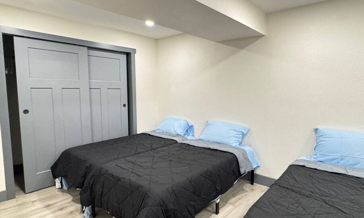 Barnum West House | Private Rooms near Downtown Denver & Sloan’s Lake - Room #3