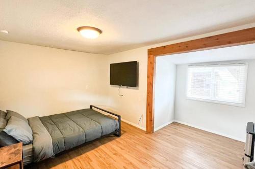 Howard House | Quiet Motel Room Near Ark River - 15 min to Salida