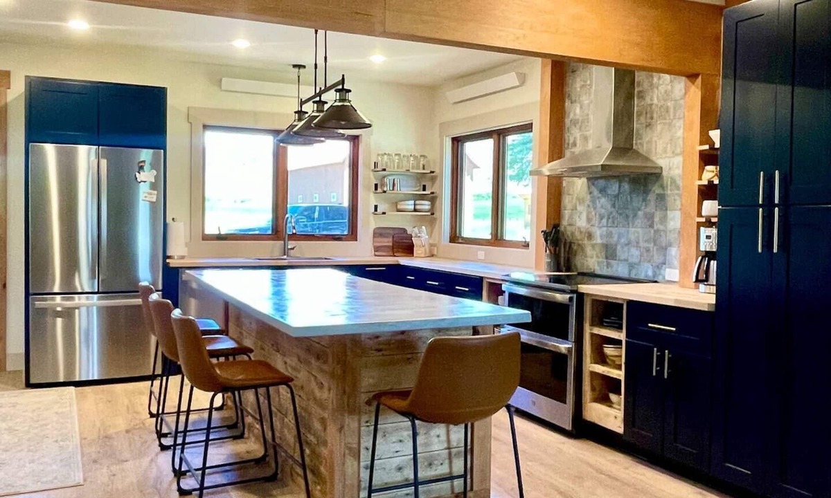 Whitepine House | Renovated Ranch Retreat in Heart of the Rockies.
