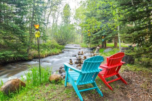 Nathrop House | Riverfront Retreat in Nathrop: Fire Pits & Hot Tub