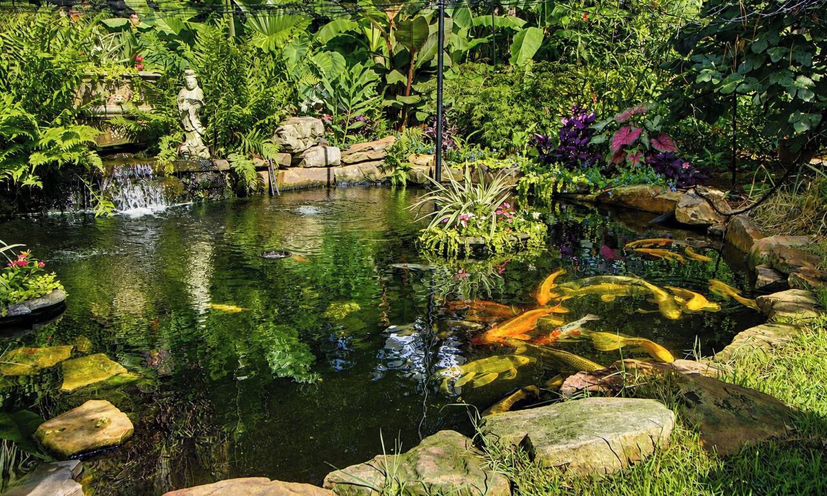 West Ashley House | Romantic Garden Cottage near Downtown West Ashley Private Koi Pond & Parking