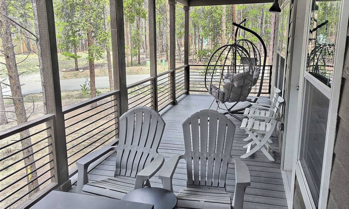 Leadville North House | Ruby Lane House — 3BR Wooded Leadville Retreat, Mountain Views, Covered Deck