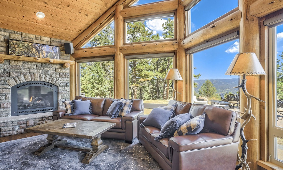 Woodland Park House | Rustic Luxury