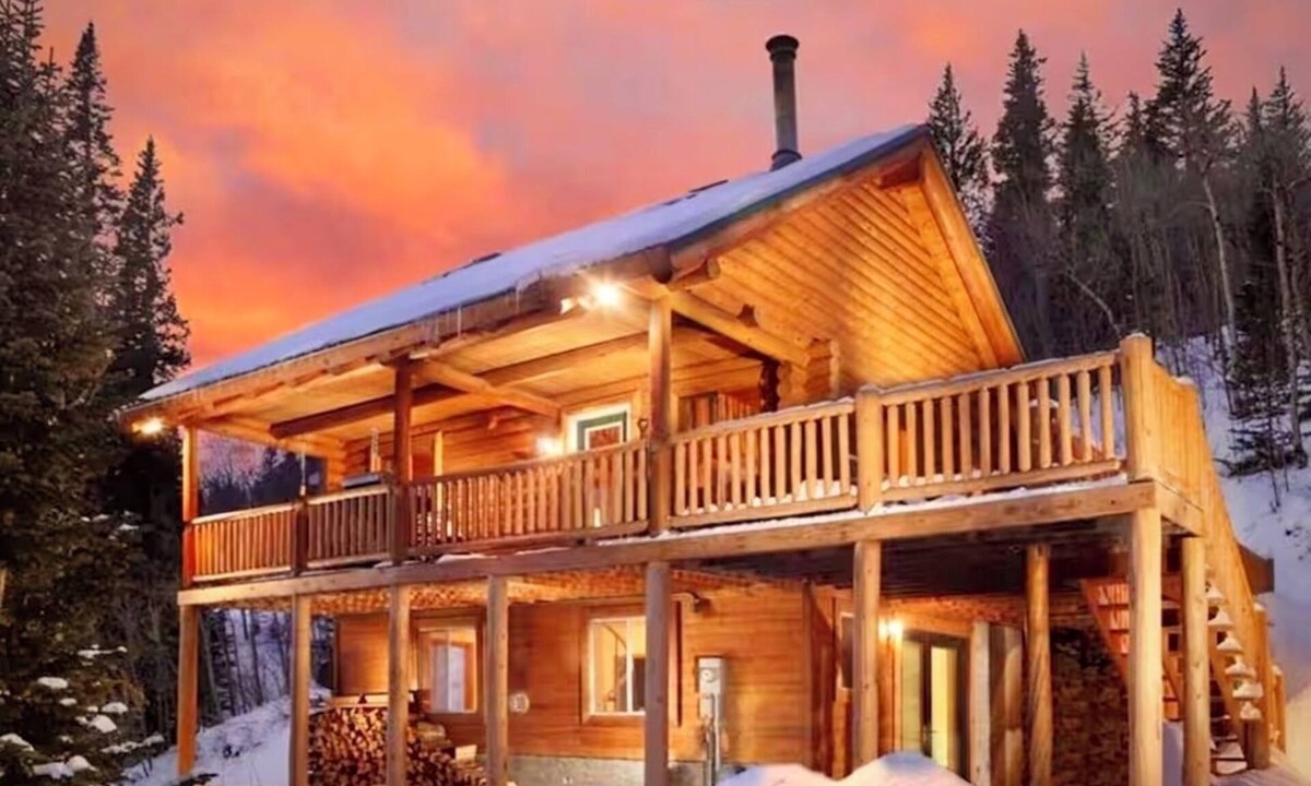 Alma Cabin | Secluded Log Cabin on 2 acres, backs to Pike National Forest, just 15mi to Breck