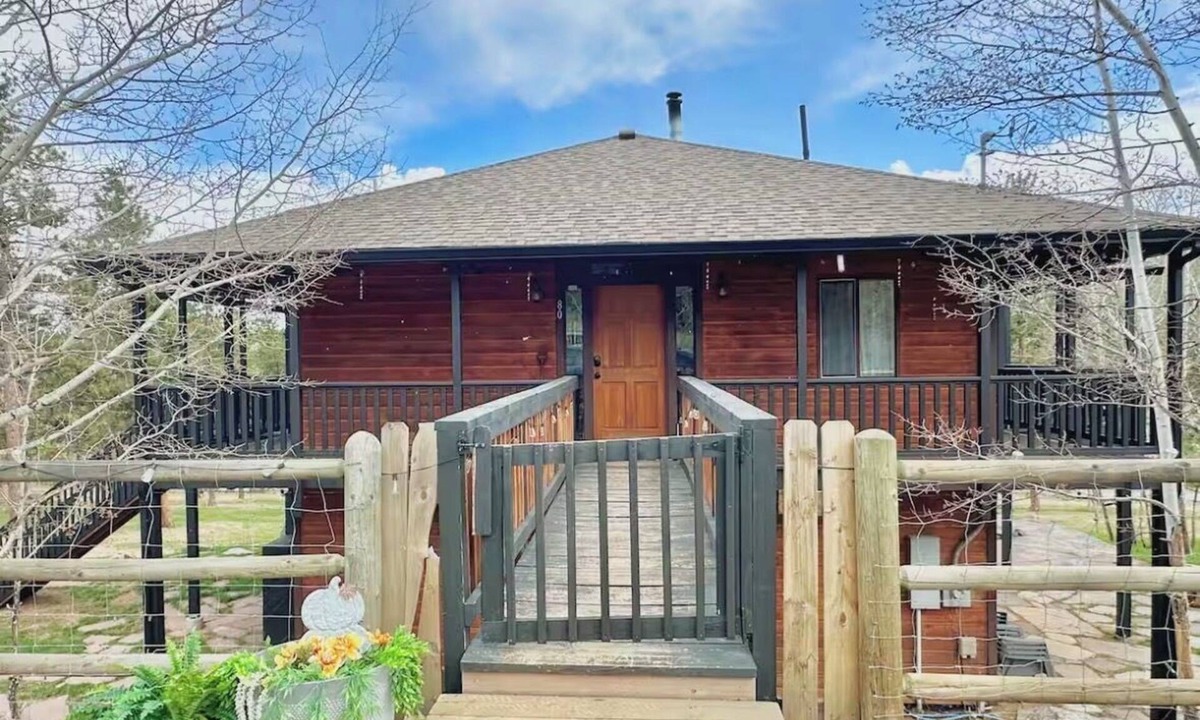 Bailey House | Shelton Chateau at 3.3 Ranch